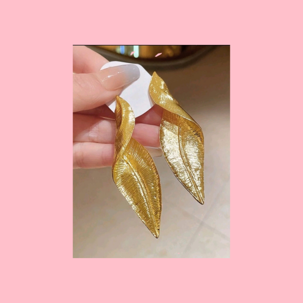 Gold Leaf Earrings